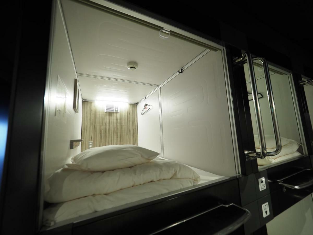 Leo Yu Capsule Hotel Nishifunabashi Extérieur photo