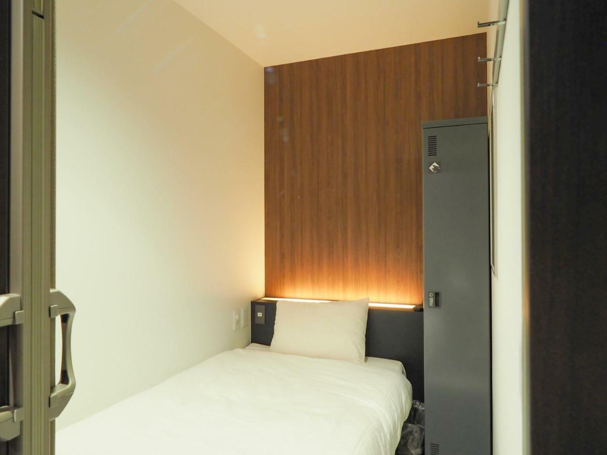 Leo Yu Capsule Hotel Nishifunabashi Extérieur photo
